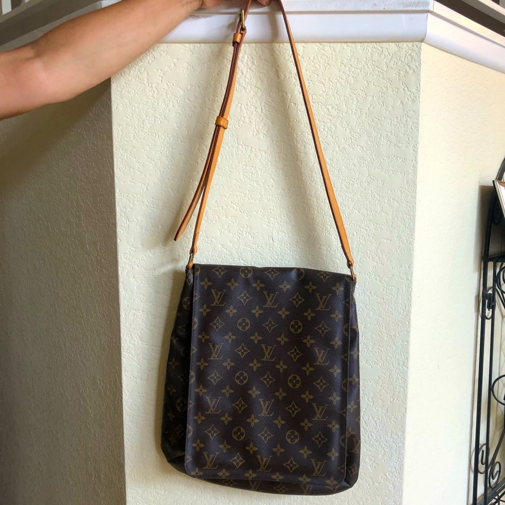 Authentic Louis Vuitton Musette Bag